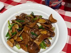 橄榄油炒三种蘑菇-西贝(宝乐汇店)