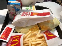 -麦当劳(健德桥得来速店)