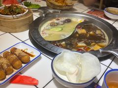 -喜悦小串丹东小黄牛海鲜烧烤大排档(民主广场店)