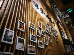 -新华里咖啡书吧(新华书店小寨店)