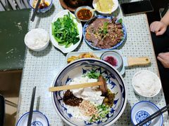 -蜗牛小馆醉乡民谣云南菜(惠新西里店)