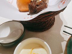 -鸽子侯·家宴·平价海鲜(绿地店)