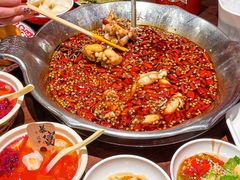 -何师傅美蛙鱼头(汉街店)