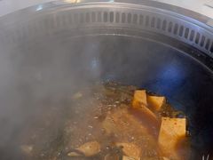 -哈尔滨烧烤·山河村铁锅炖(交大店)
