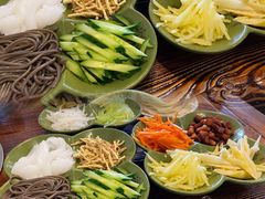 贵州丝娃娃-芦苇荡·酸汤鱼(回龙观店)