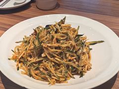 -六泰居·尔滨地标·东北菜(松北店)