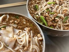 -正宗杨记普洱酸醋米线(总店)