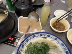 -官塘陈记鱼生·潮汕砂锅粥·潮汕生腌牛肉火锅(潮枫路总店)