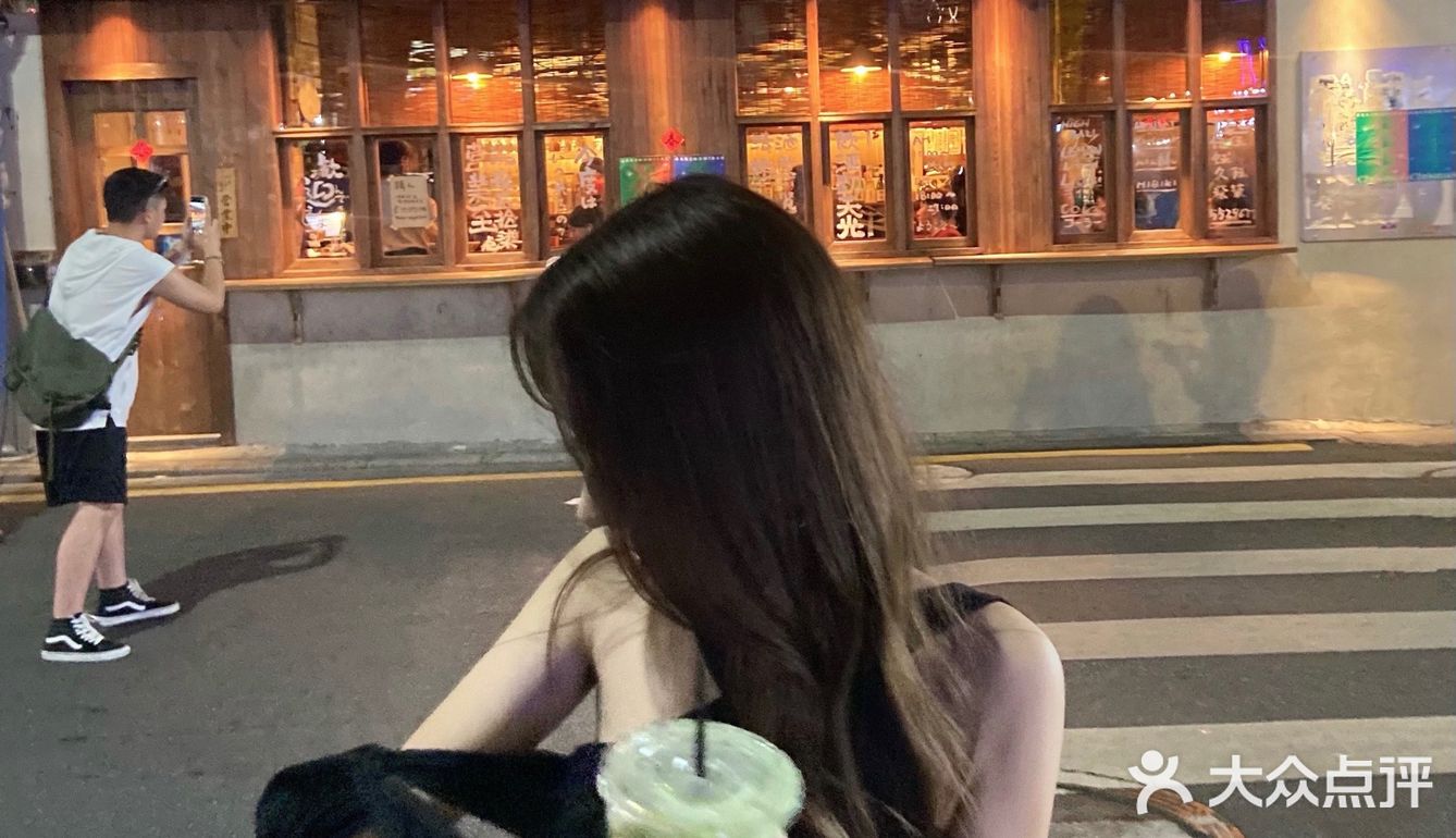 厦门探店｜深夜街拍｜sake nomi bar🥂