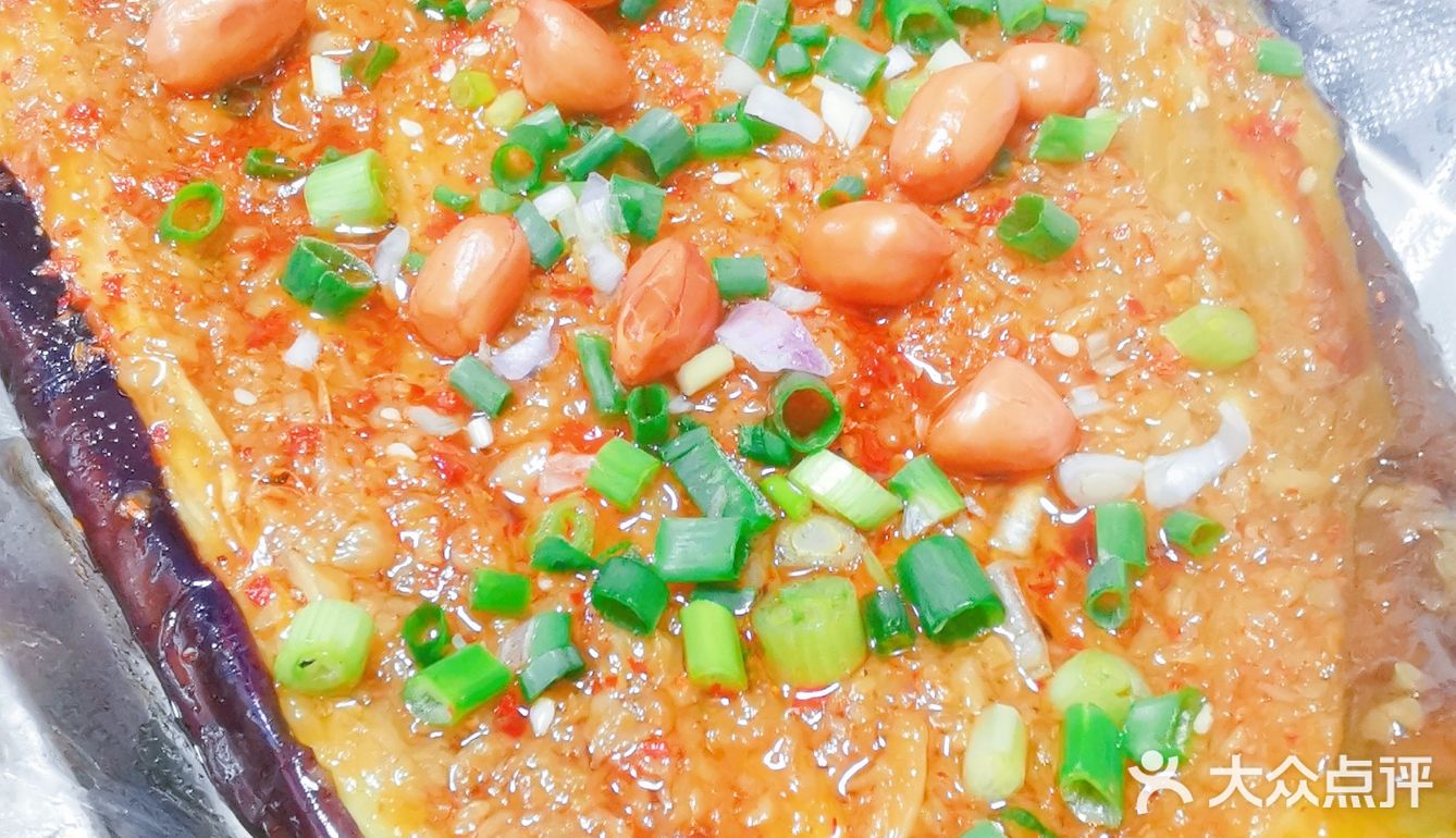 [礼花][礼花]深夜伙食的王者，烧烤的香味，魂牵梦萦