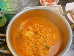 -金一味烤肉餐厅(新首尔旗舰店)