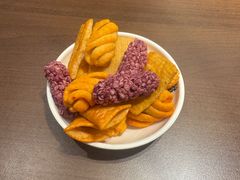 -顺溜·手工刀削面·黑金店(铜锣湾店)
