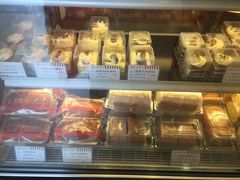 -红宝石·鲜奶小方(长阳店)