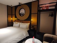 -万泊酒店(长沙五一广场国金中心店)