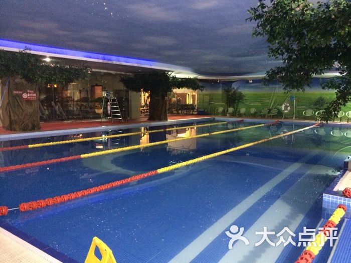 金海湾游泳健身会所