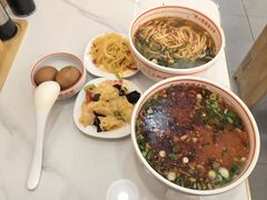-方中山胡辣汤(西安高新区店)
