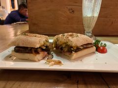 古巴传统烤猪三明治-Lets burger非常汉堡·环球风味(蓝色港湾店)