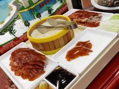-良友·海鲜青岛菜·海肠捞饭(五四广场店)