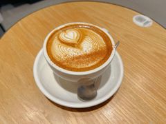 苹果肉桂拿铁-PAIN CHAUD 百丘(尚嘉中心店)