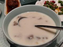 黄豆排骨汤-梅飞酒家(名辉豪庭店)