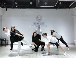 -唯舞空间
