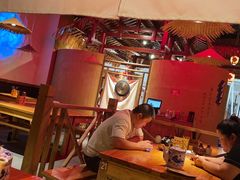 -半步颠小酒馆(爱琴海店)