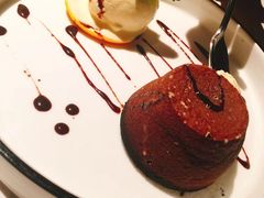 巧克力熔岩配香草冰淇淋-Amanda餐厅(长乐路店)