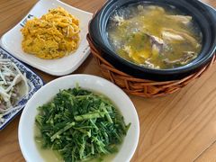 -品鲜村农家菜·阳澄湖大闸蟹(总店)