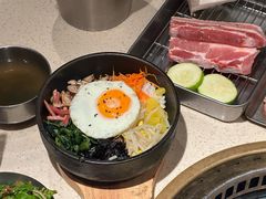-蚂蚁洞·烤肉大营地(上海静安大悦城店)