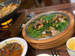 -老滇山寨•云南特色菜•地方菜•民族风情歌舞表演(金碧店)