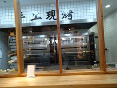 面包甜点陈列柜-南宋胡记(杭州河坊街店)