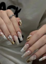 -桃色美甲沙龙