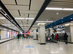 -体育场(地铁站)