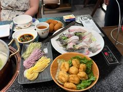 -得意咚瓜·顺德鱼生·冬瓜火锅(深圳首店)