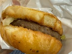 -必胜客(港悦广场店)