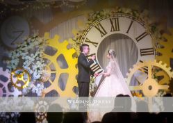 -艾米丽婚纱礼服