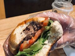 芝心手打牛肉堡-龙治汉堡(中华城店)