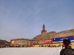 -采薇庄园四季滑雪场