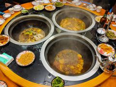 -粘豆包铁锅炖二部(温泉街店)