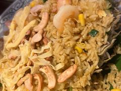 菠萝焗海鲜饭-大头虾越式风味餐厅(光明广场店)