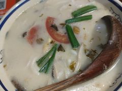 -雀舞云南菜(天津天河城购物中心店)