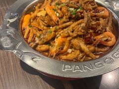 -胖哥俩肉蟹煲(湖滨银泰in77店)