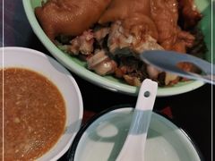 -老憨猪蹄(山大南路店)