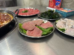 -鹿鸣山草本茶香火锅(园西路店)