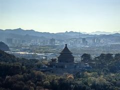 -磬锤峰森林公园