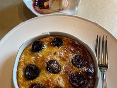 法式车厘子克拉芙缇-福楼法餐厅FLO