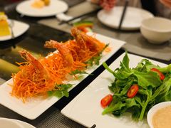 胭脂明虾球-丹枫白露酒店·Q Cafe餐厅
