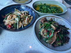 -半山腰·云南菜(侨福芳草地店)