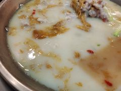 -老来福·非遗酸汤兔(凯旋路店)