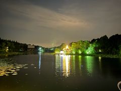 -上海怡沁园度假酒店